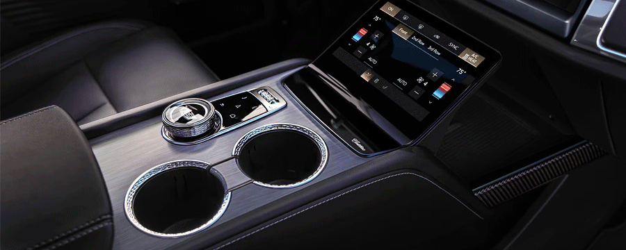 2026 Cadillac VISTIQ Interior